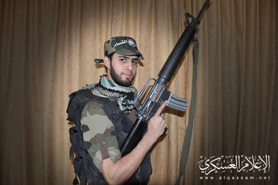 الشهيد القسامي/ أحمد محمود الرنتيسي