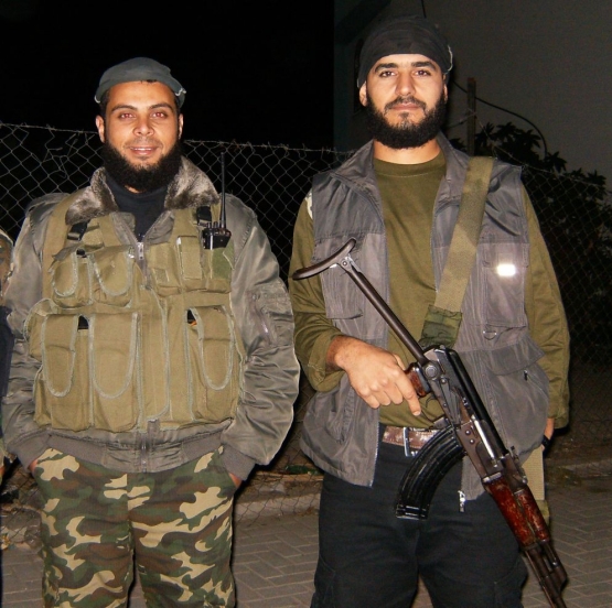 الشهيد القسامي شريف صلاح قنوع