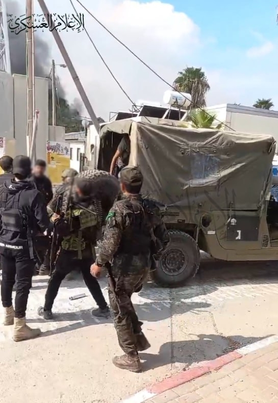 اقتحام مواقع العدو ضمن عملية طوفان الأقصى