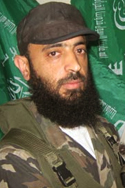 عماد كامل وشح
